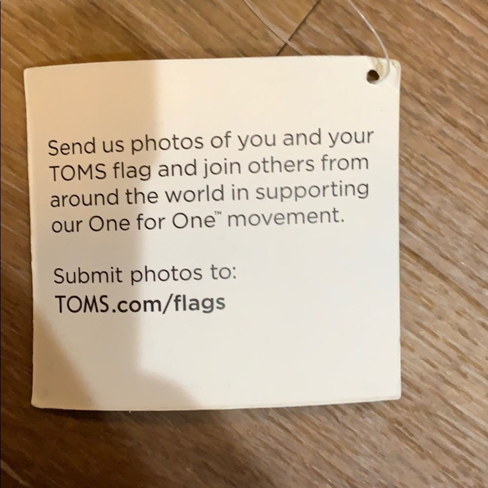 TOMS flag - Picture 4 of 4